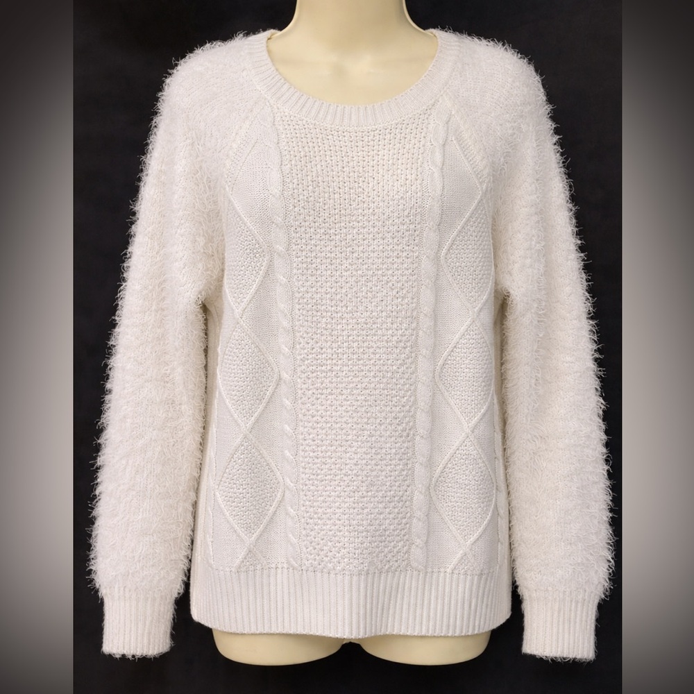 Bass Women’s White Cable Knit Pullover Sweater Eyelash Raglan Sleeve - Size S